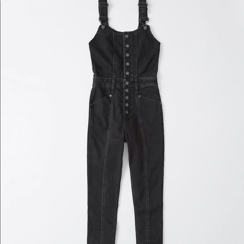 Abercrombie Ultra High Rise Mom Overalls in black